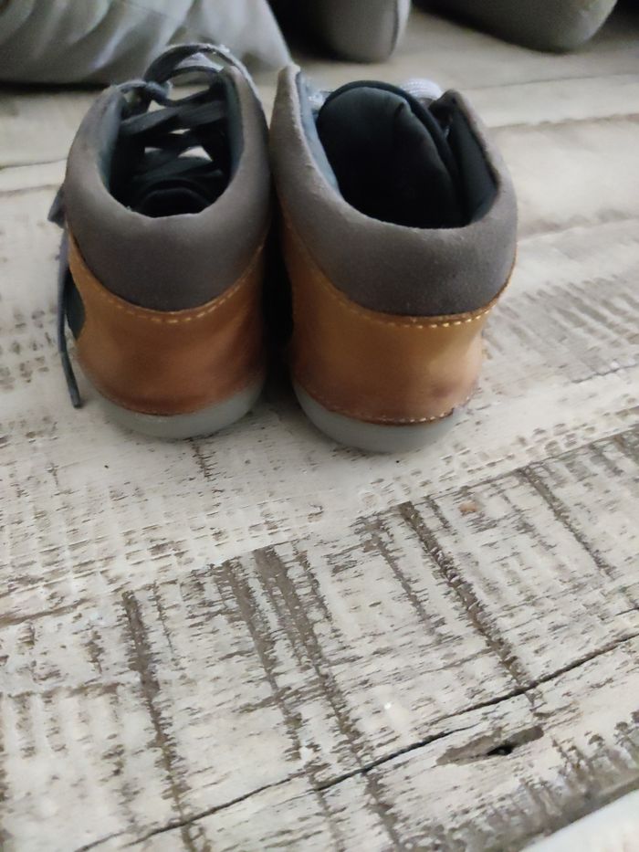 Baskets souples cuir t19 - photo numéro 3