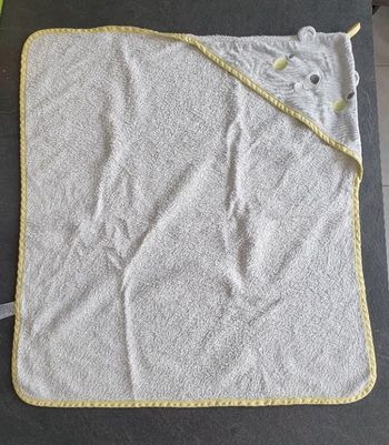 Cape de bain 65x60 cms