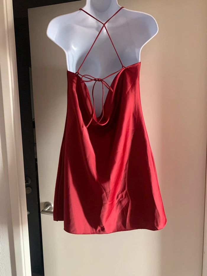Robe satin - photo numéro 2