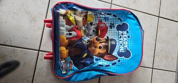 Petit sac a roulettes pat patrouille