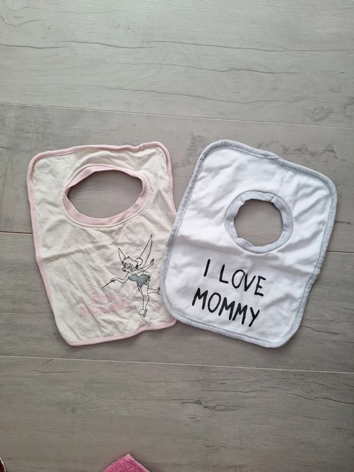 Bavoirs - photo numéro 1