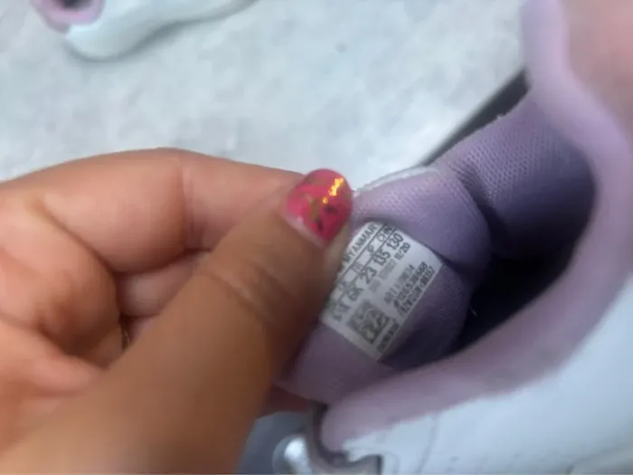 Basket adidas fille taille 23 rose et blanche - photo numéro 3