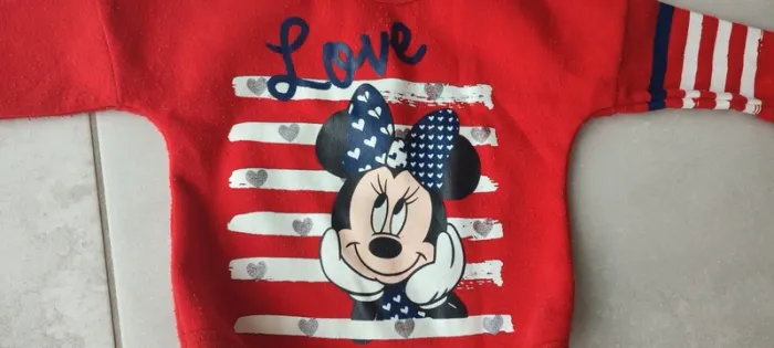 Tenue chaude Minnie Mouse - Taille 6 mois - Très bon état - de la marque Disney Baby - photo numéro 2
