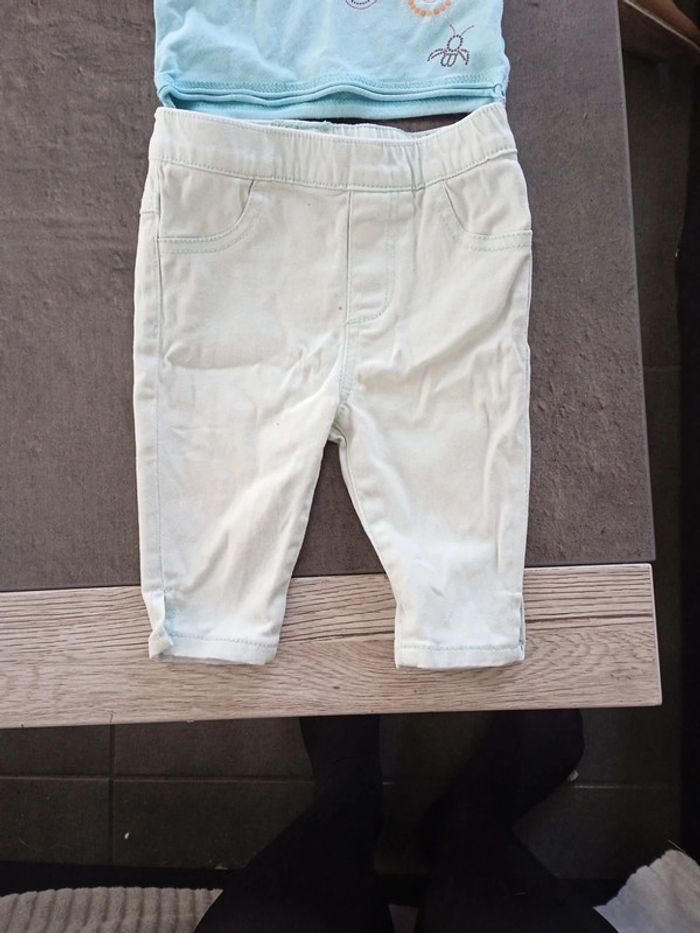 Ensemble 12 mois - photo numéro 3