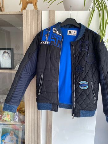 Très belle Veste manteau Desigual garçon