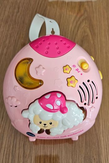 Veilleuse Lumi mouton nuit enchantée