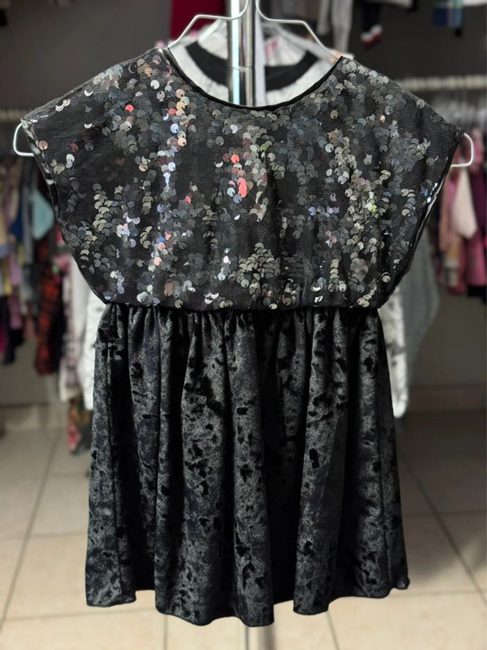 Robe Benetton 12 mois