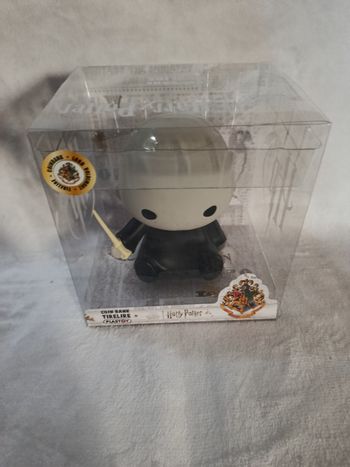 A saisir, NEUVE, très belle tirelire " Harry Potter  "  ( bien lire svp )