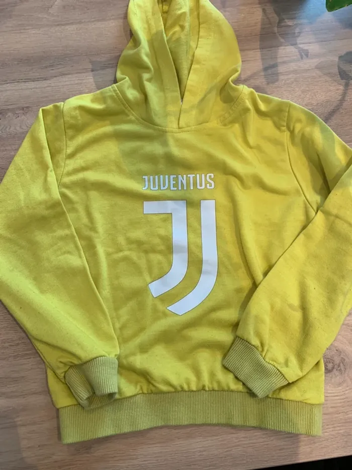 T-shirt manches longues Juventus taille 6 ans