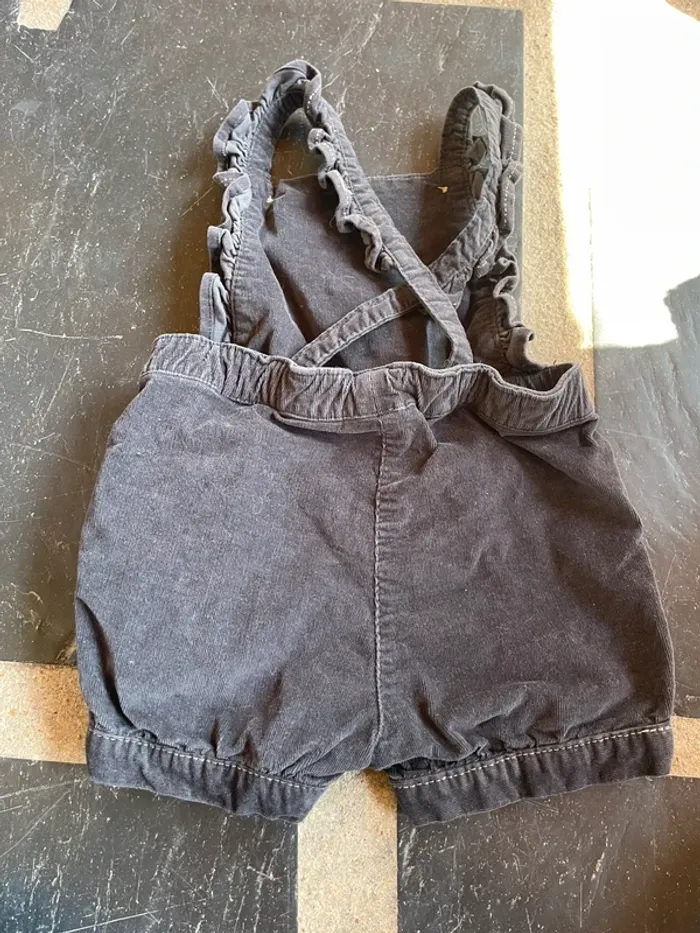 Salopette short 18 mois - photo numéro 2