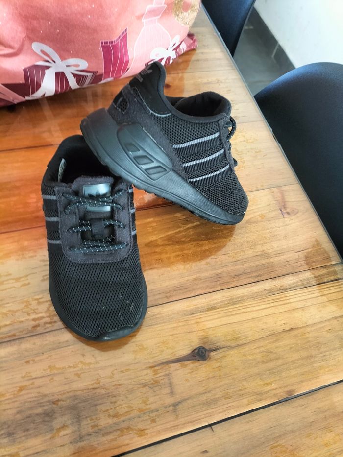 Baskets Adidas