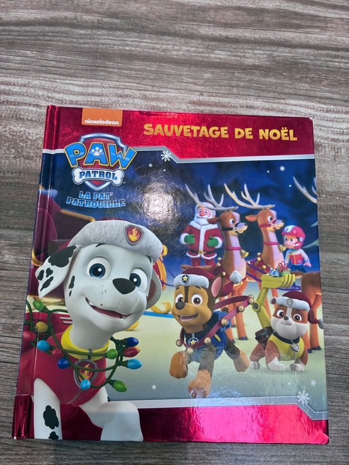Livre pat patrouille « sauvetage de Noël » - photo numéro 1