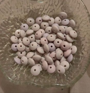 Perles plates violet claire
