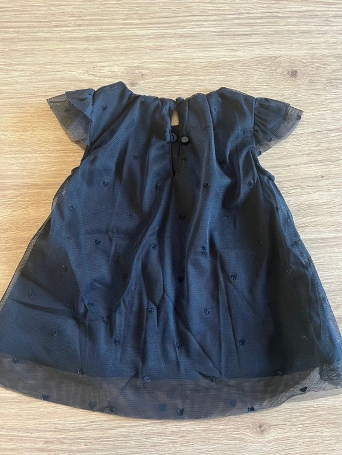 Robe noir avec voile en tulle 6 mois - photo numéro 2