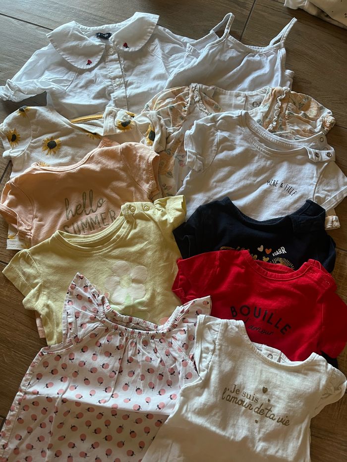 Lot vêtement bébé taille 6 mois - photo numéro 2