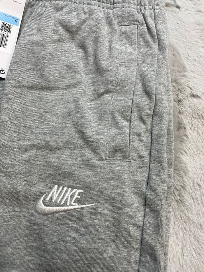Ensemble Nike t-shirt + Short gris - Taille M - photo numéro 2