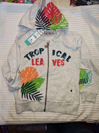 Gilet boboli 4 ans neuf 