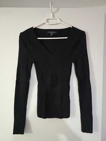 Pull fin col v noir