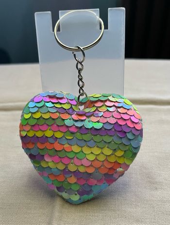 Porte clé coeur sequin