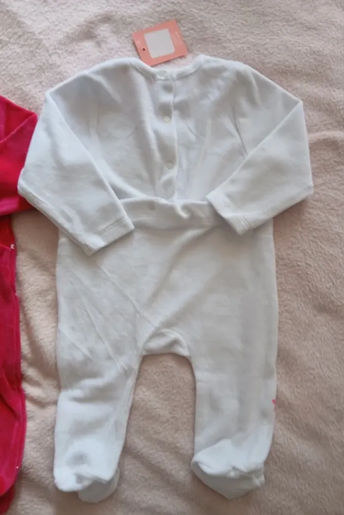 Lot de 2 pyjamas neufs Naf Naf 9-12 mois - photo numéro 3