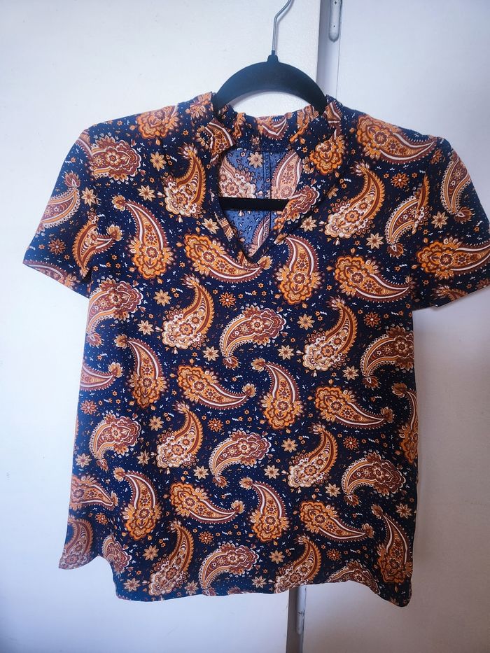 T-shirt blouse neuve