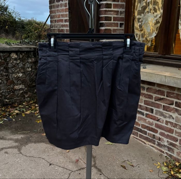 💙 Jupe bleu nuit plissée – Stradivarius – Taille 38 (M)