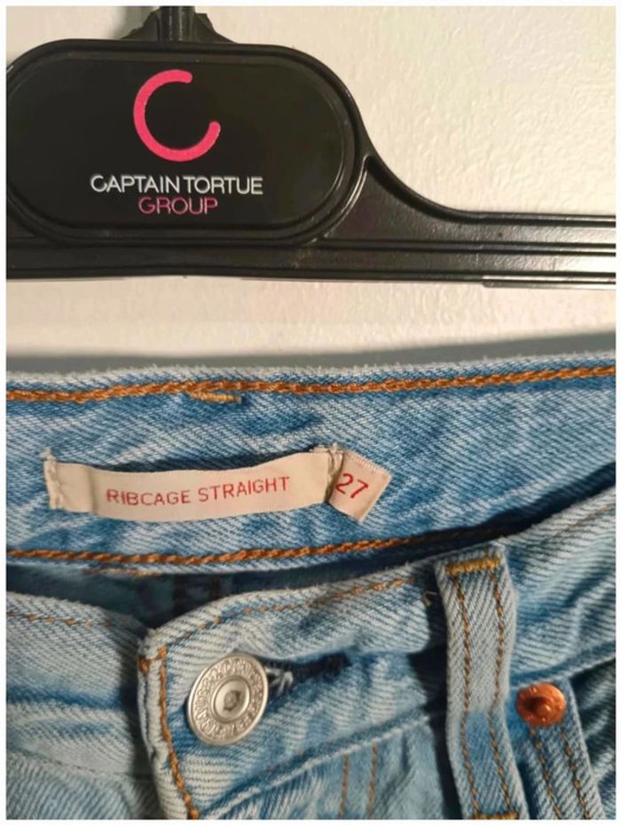 C11 jeans bleu Levi's W27 - photo numéro 3