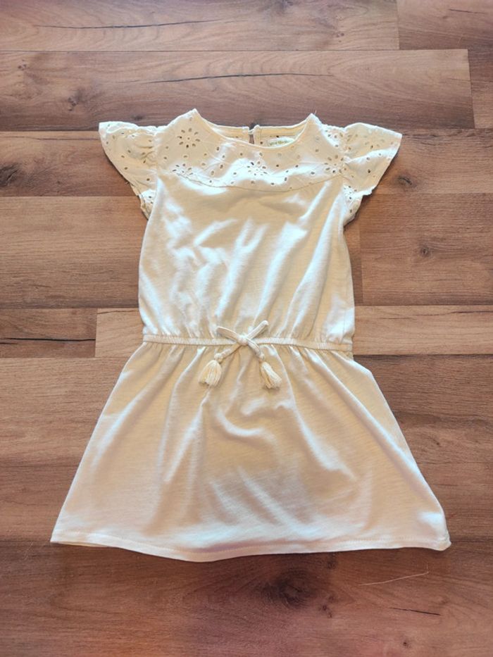 Robe Vertbaudet 4 ans en TBE