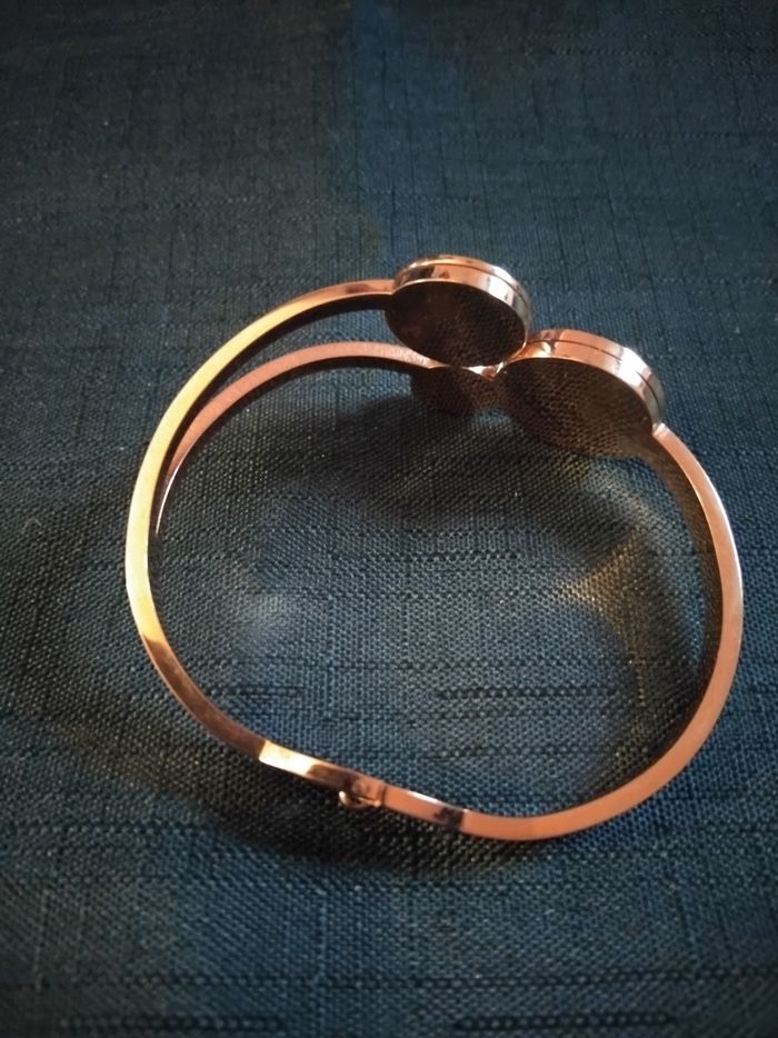 Bracelet neuf - photo numéro 3