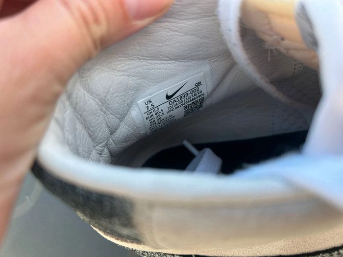 Nike blazer grise et noir en très bon état - photo numéro 3