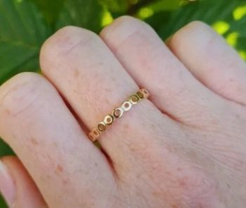Bague ajourée trou plaqué or 18 carats taille 58