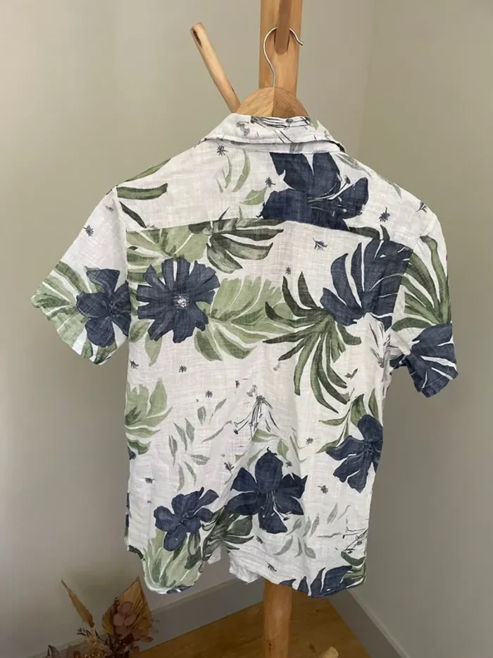 Chemise à fleur 🌸 - photo numéro 4