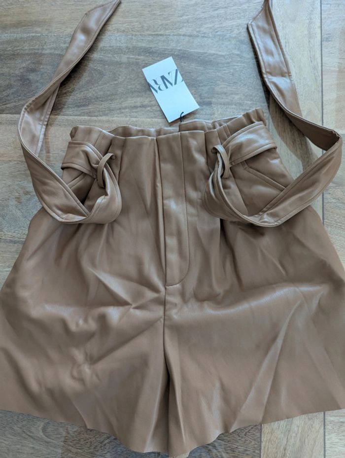 Short simili cuir Zara