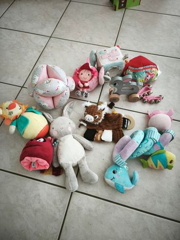 Lot de jeux eveil