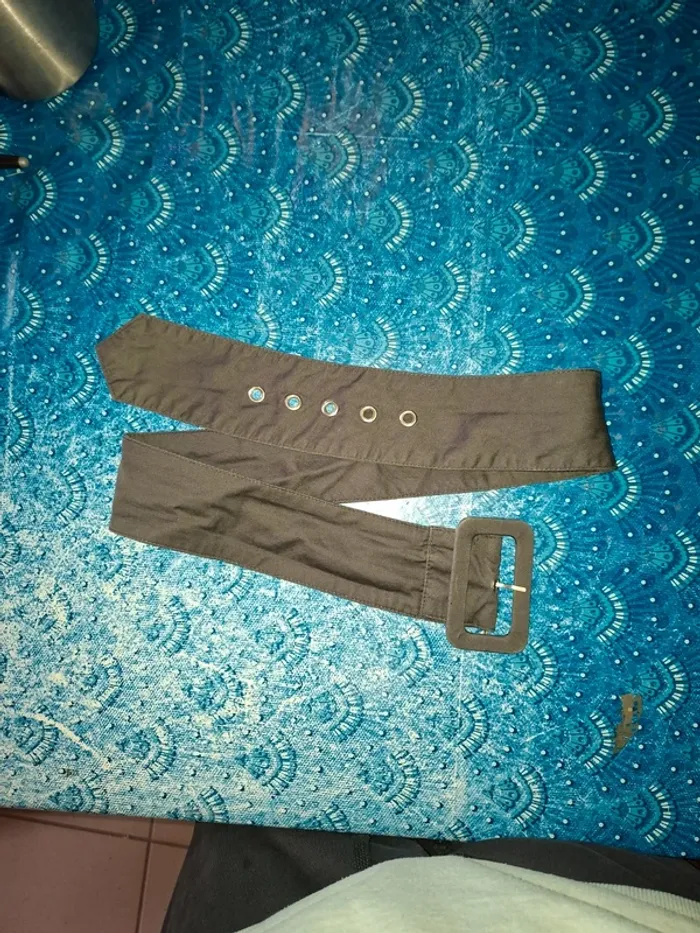 Ceinture gris foncé