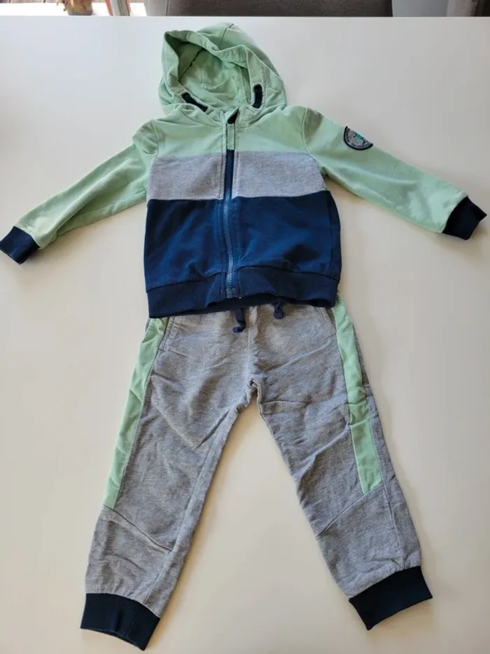 Jogging 2 ans