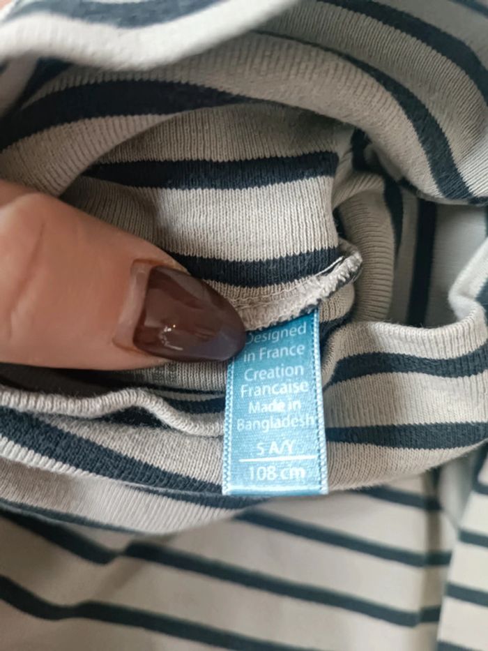 Sous pull okaidi 5 ans - photo numéro 2