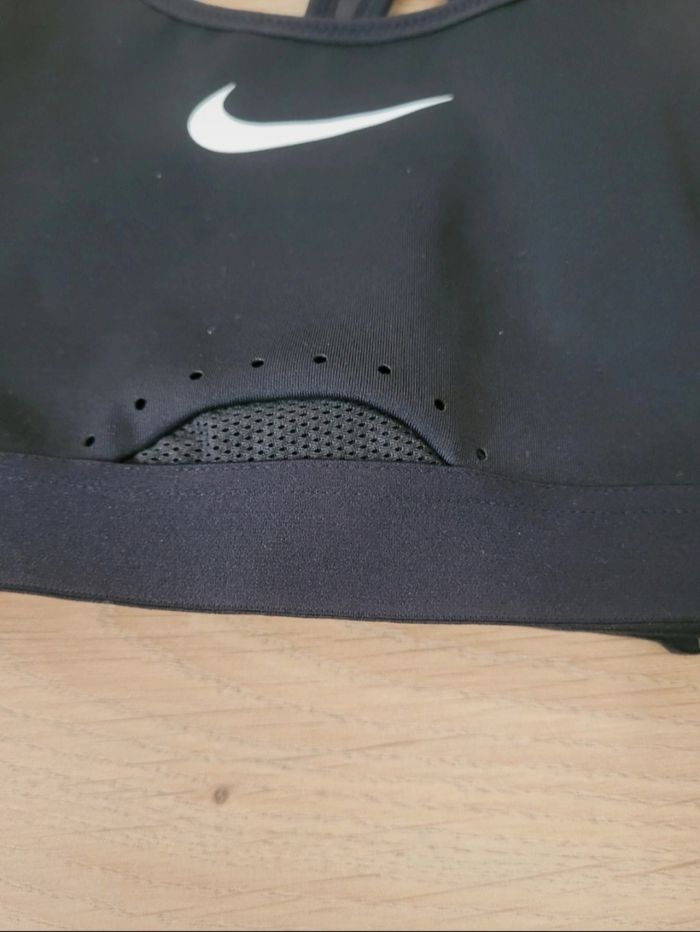 Brassière de sport Nike - photo numéro 3