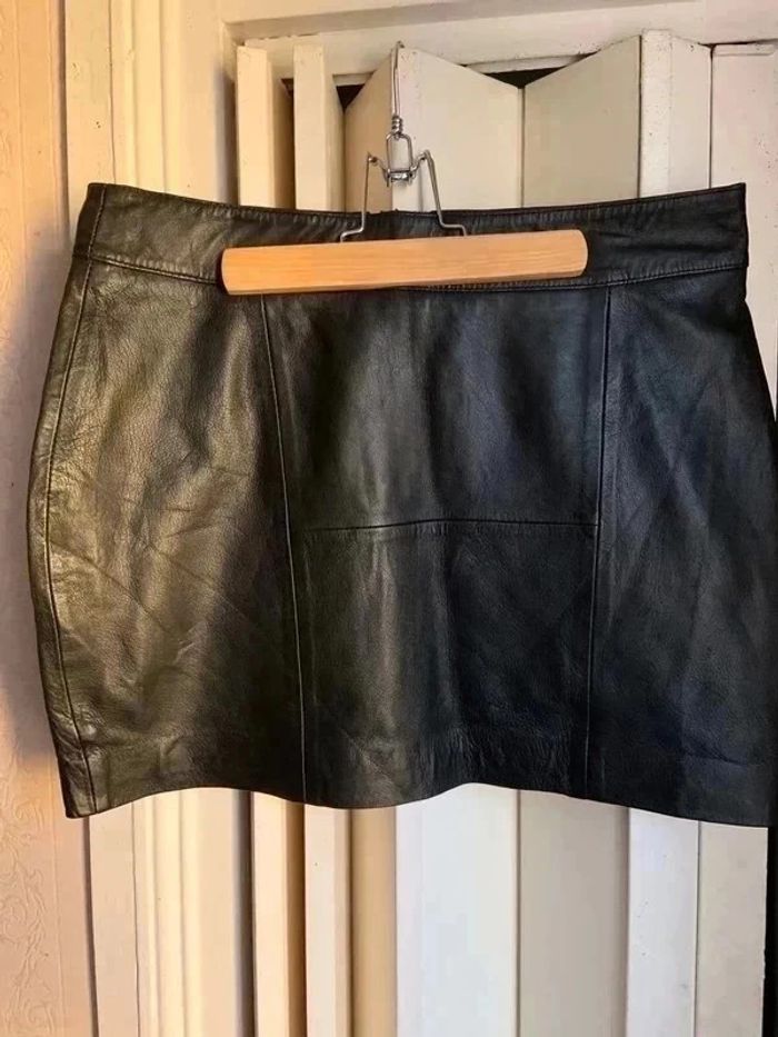 Mini jupe en cuir noire La redoute taille 40 neuve