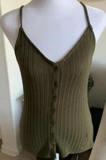 Débardeur femme boutonné kaki