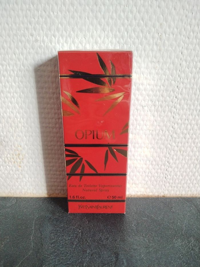 Eau de toilette neuf Opium de Yves Saint Laurent 50ml