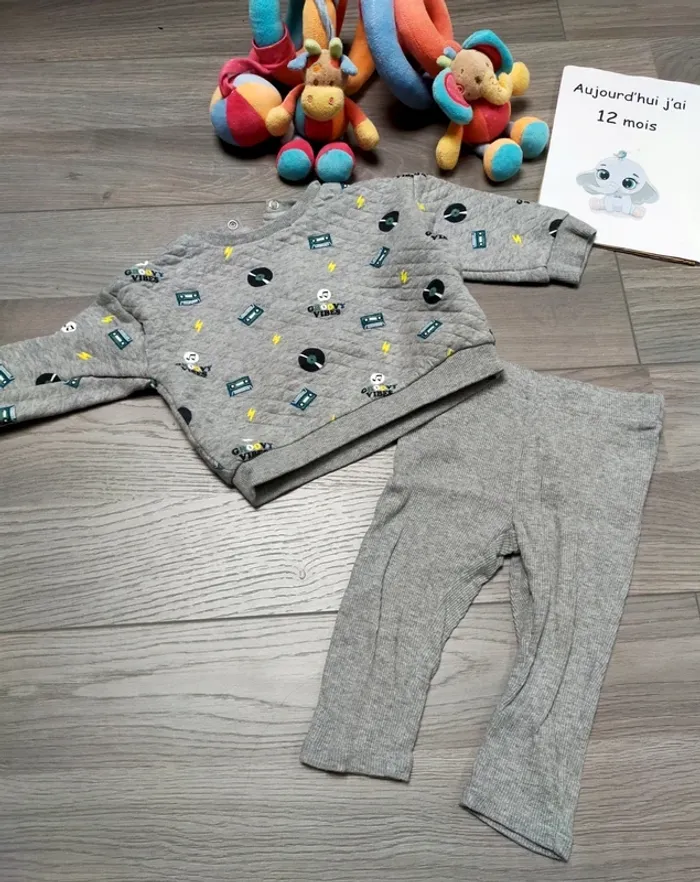 Pyjama 2 pièces musique 🎧bébé garçon 12 mois Kiabi