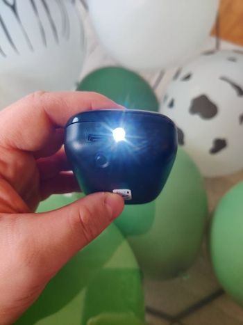 Écouteurs bluetooth boitier+ torche