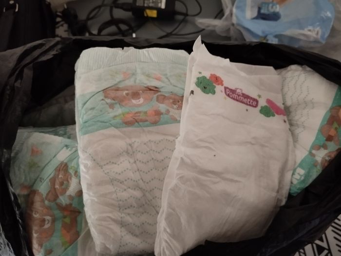 100 couches vrac marque carrefour - photo numéro 3