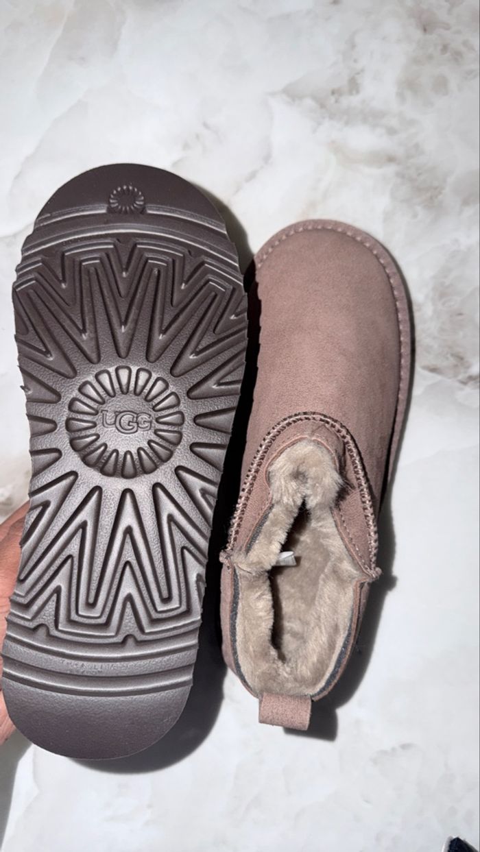Mini-micro ugg marron - photo numéro 5