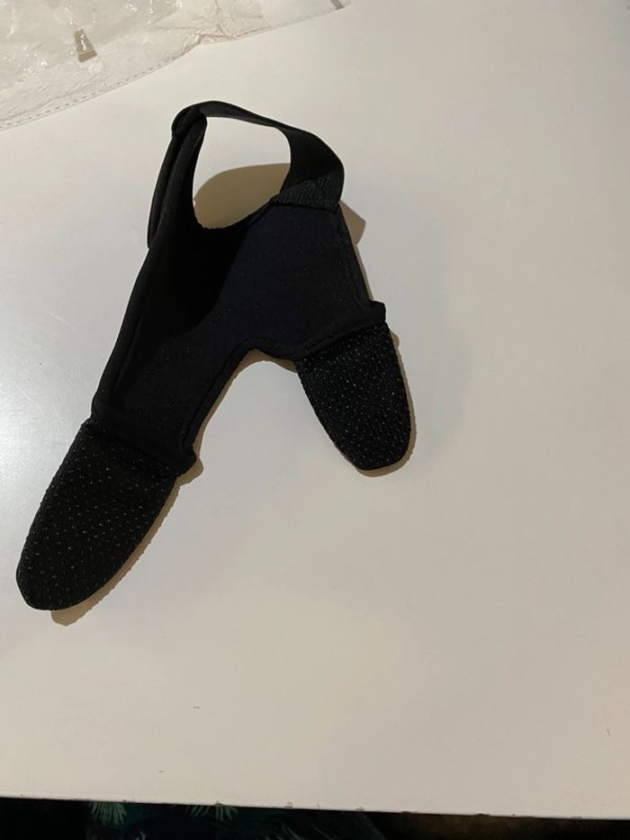 Gants noir anti dérapant pour pêcheur - photo numéro 2