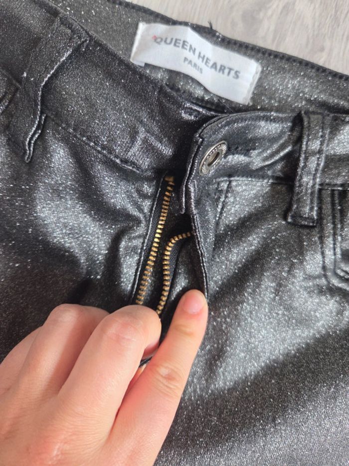 Pantalon simili cuir noir queen hearts paris - taille m - photo numéro 6