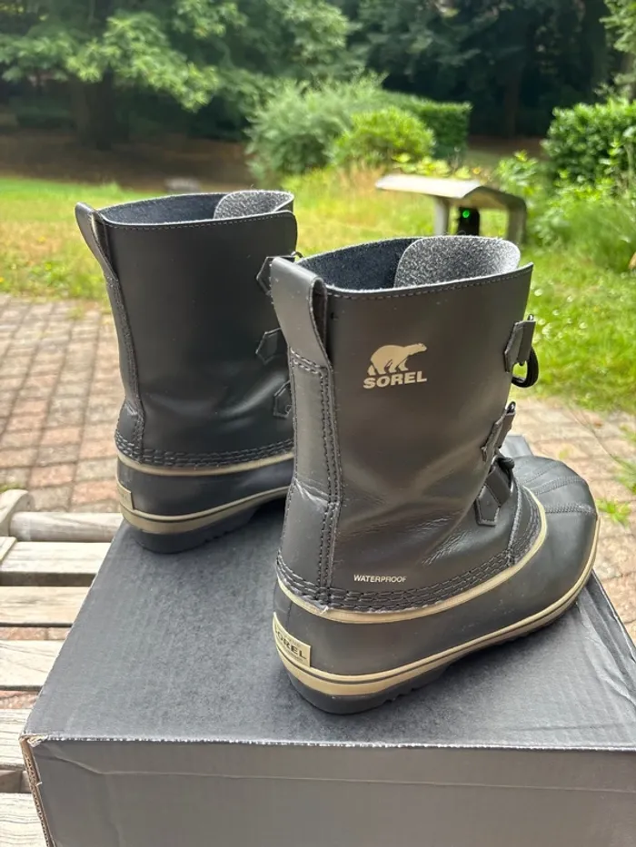 Bottes Sorel Enfant - Taille 36 - Parfaites pour l'Hiver et la Neige ! - photo numéro 4