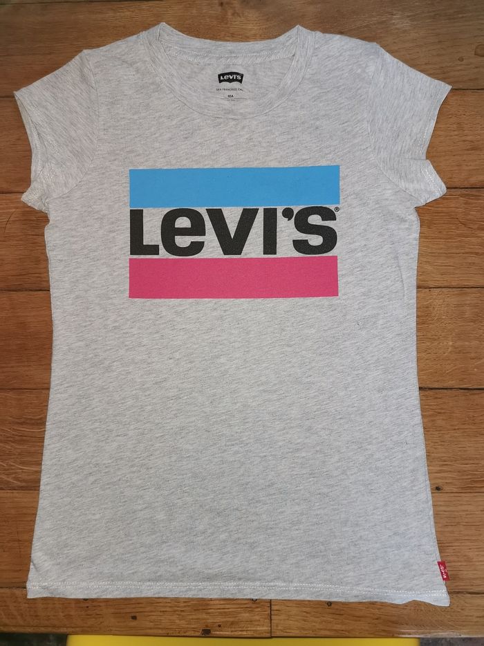 Tee shirt levi's 10 ans