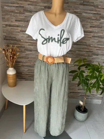 Superbe lot t-shirt pantalon et ceinture